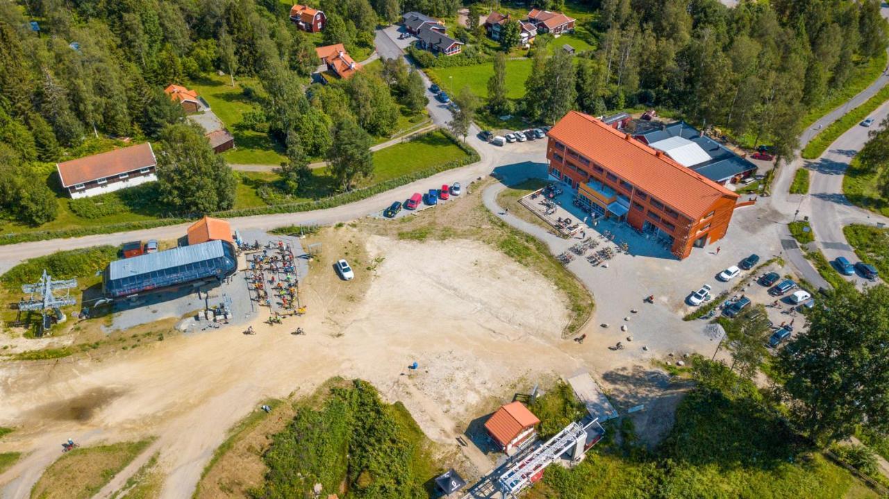 Jbp Hotell Jarvso Exterior photo